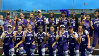  RPHS softball team advance to regional semi-final round
